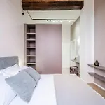 L'antico Moderno Boutique شقة